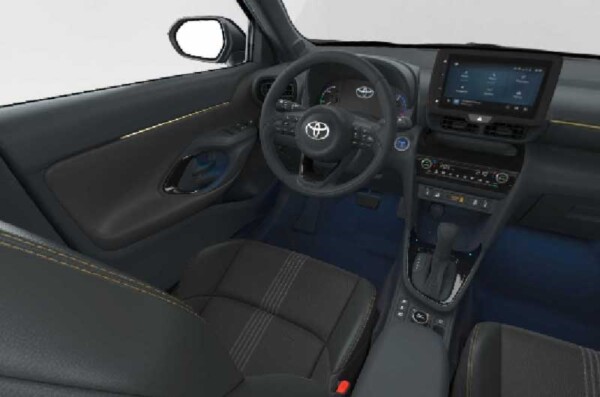 Interior Toyota yaris cross hv