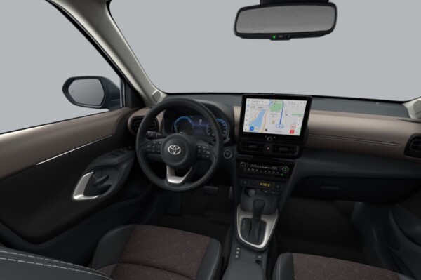 Toyota Yaris Cross Style interior