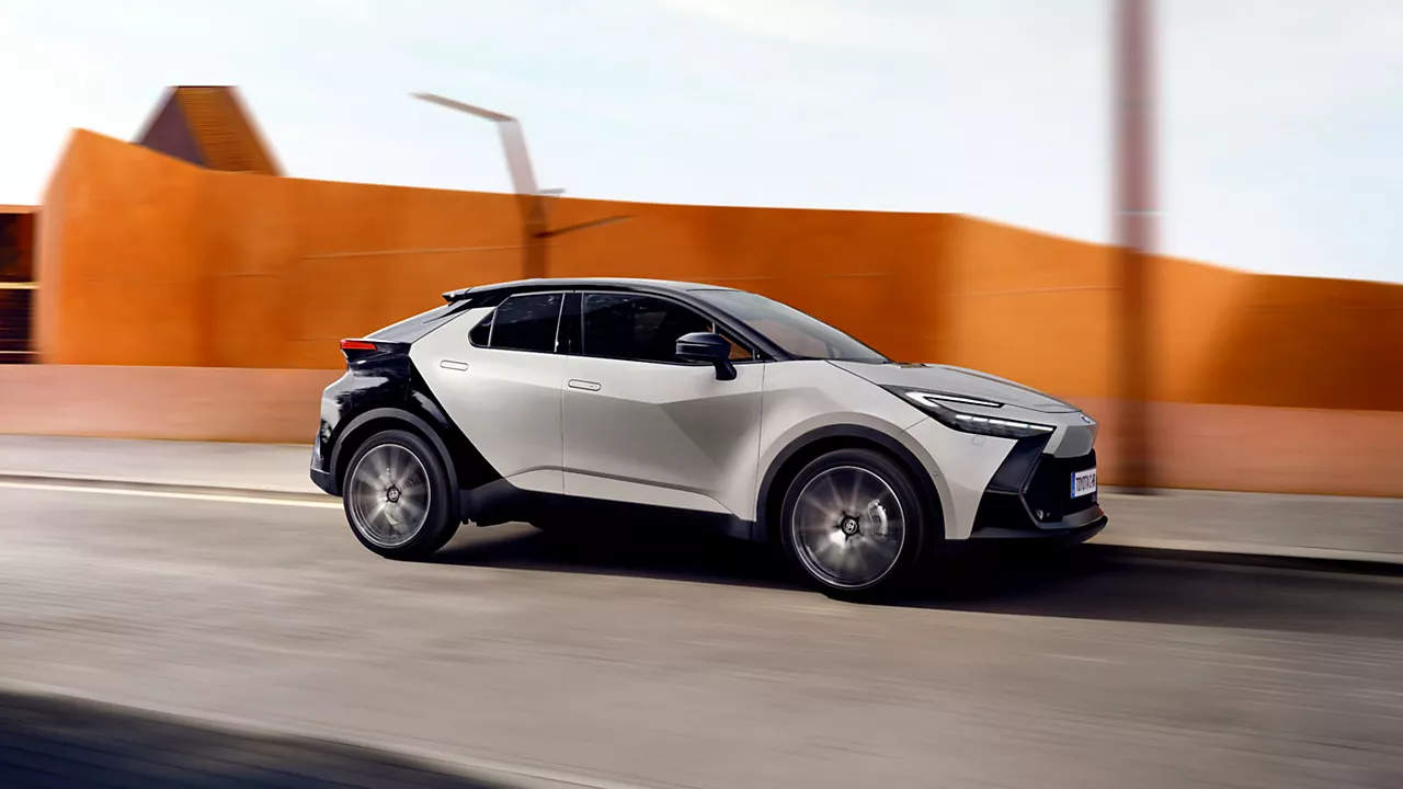 Toyota C-HR lateral