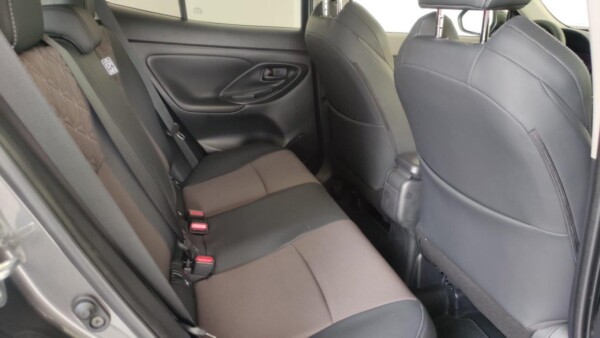 TOYOTA YARIS CROSS 120H STYLE PLUS - Imagen 7