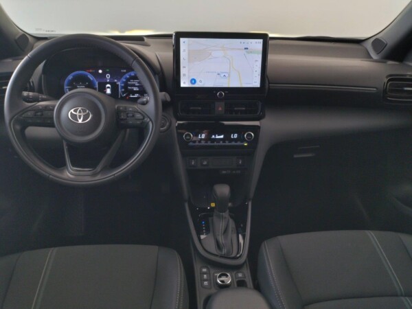 TOYOTA YARIS CROSS 1.5 130H PREMIERE EDITION 4WD - Imagen 8