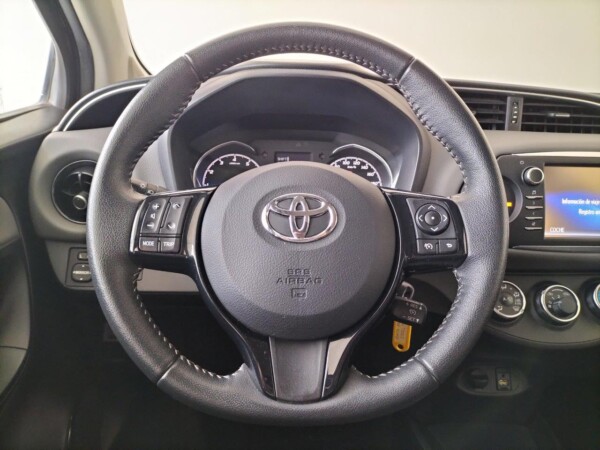 TOYOTA YARIS 1.0 70 ACTIVE - Imagen 9