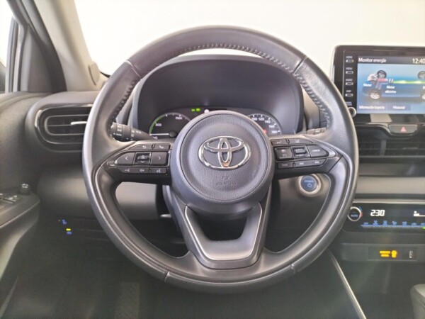 TOYOTA YARIS 1.5 120H ACTIVE TECH - Imagen 9