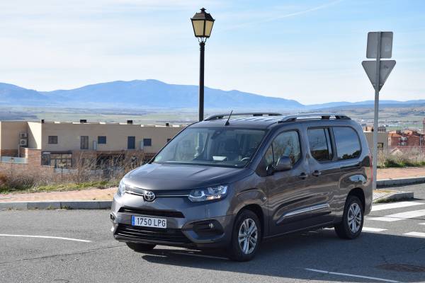 Promoción Renting de Toyota de furgonetas