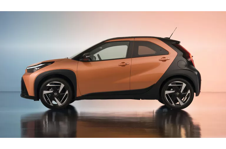 Promoción de Toyota renting por 300 euros