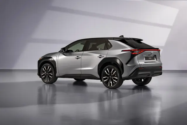 Leasing de coches con etiqueta CERO de Toyota