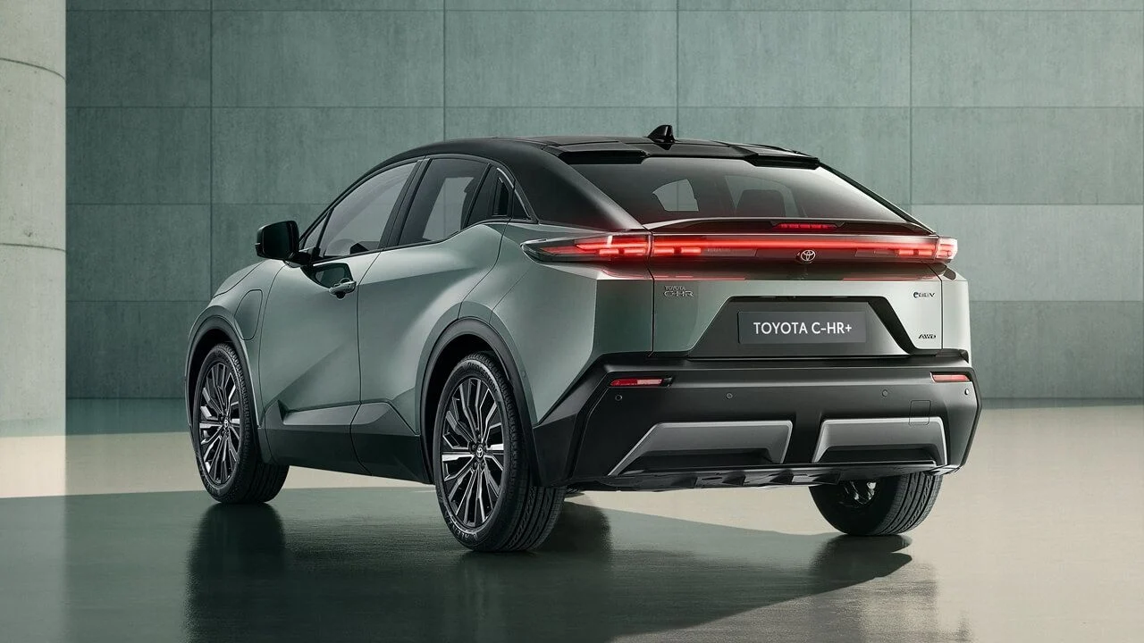 Aceleración y prestaciones del C-hr+