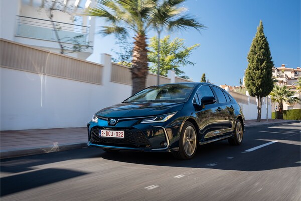 Leasing de coches Toyota berlinas