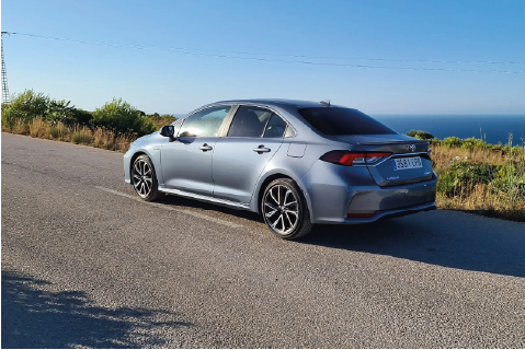 Renting de Toyota de coches berlinas