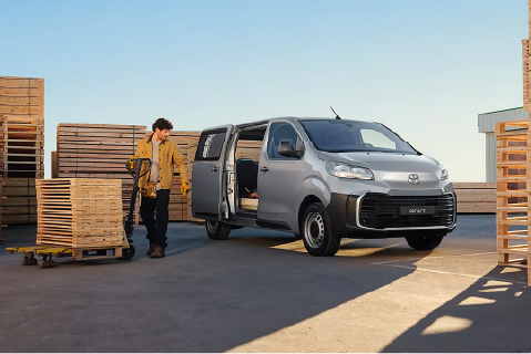 Renting de Toyota de coches comerciales eléctricos Renting de Toyota de coches comerciales eléctricos