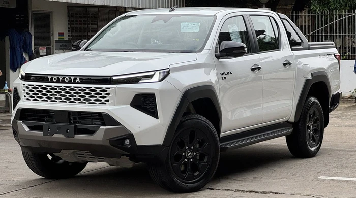 Llantas y neumáticos de la Hilux