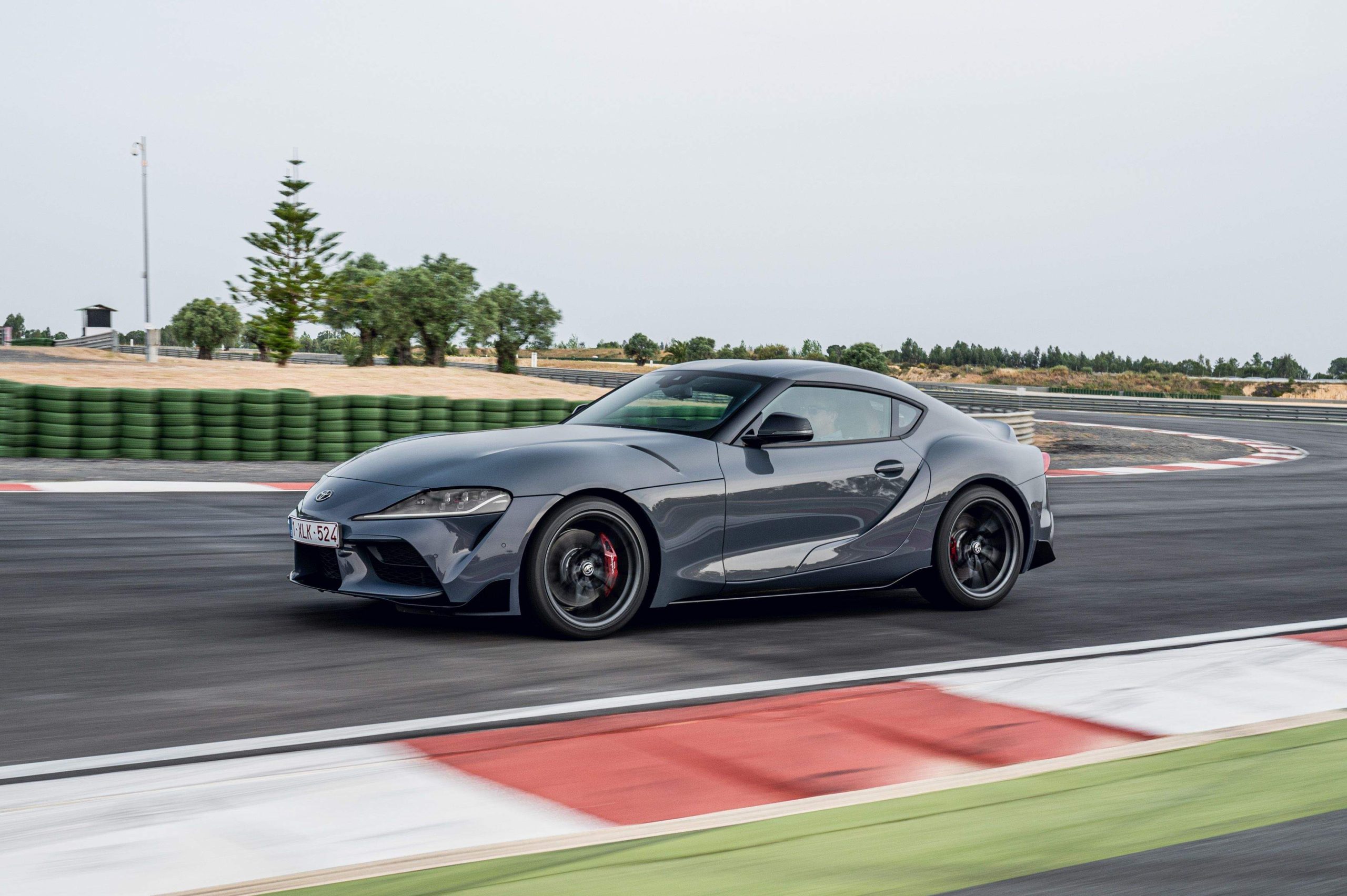 Llantas y neumáticos del GR Supra
