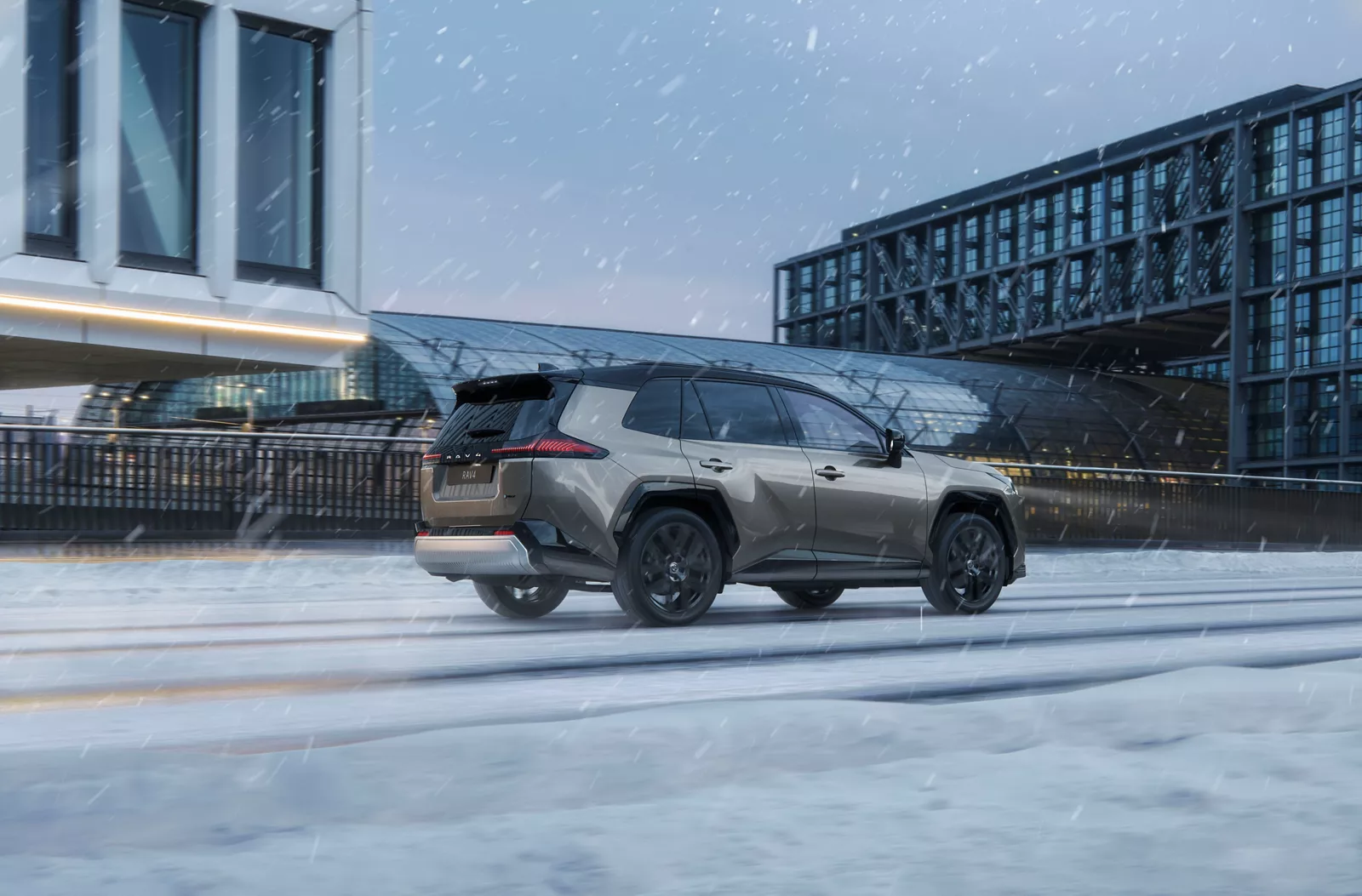 Llantas y neumáticos del RAV4 Plug-in