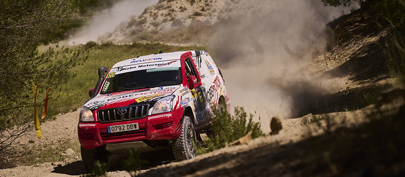LAND CRUISER DEL EQUIPO KOBE MOTOR EN LORCA, MURCIA